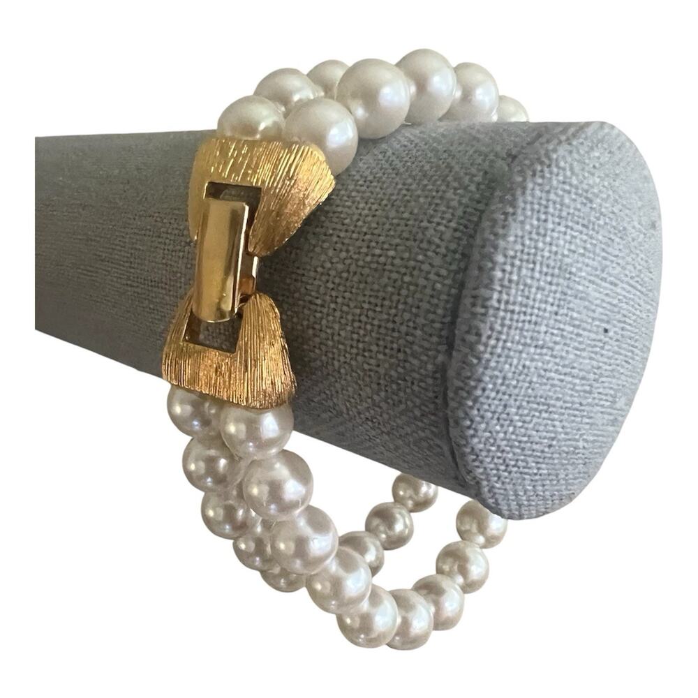 Vintage Napier Double Strand Faux Glass Pearl bracelet 6.5"